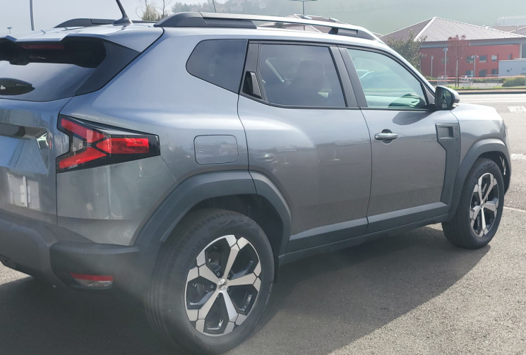 Dacia Duster  ECO-G 120 Journey + PACK CITY +PACK HIVER (Dispo immédiat)