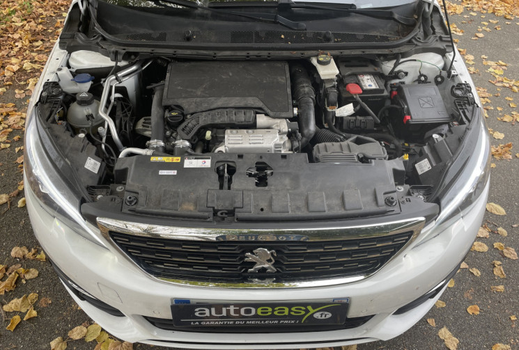 PEUGEOT 308 1.2 THP EAT8 130 ALLURE BOITE AUTO FAIBLE KILOMETRAGE 1ERE MAIN