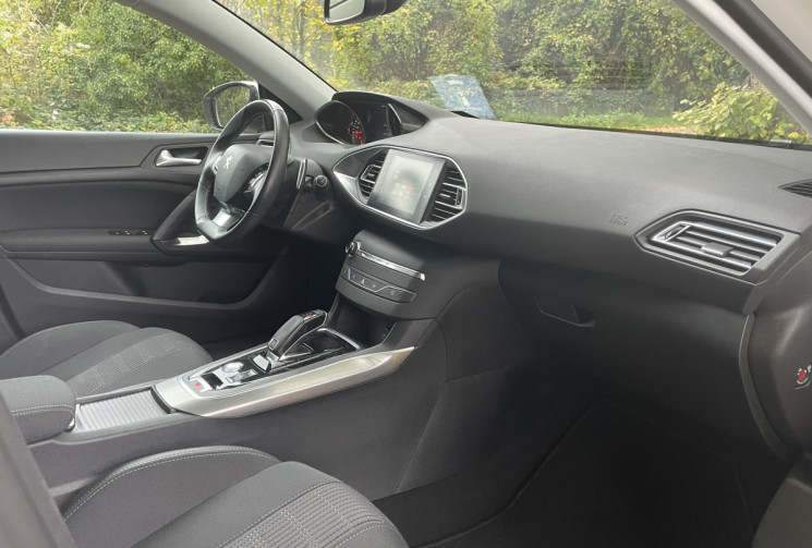 PEUGEOT 308 1.2 THP EAT8 130 ALLURE BOITE AUTO FAIBLE KILOMETRAGE 1ERE MAIN