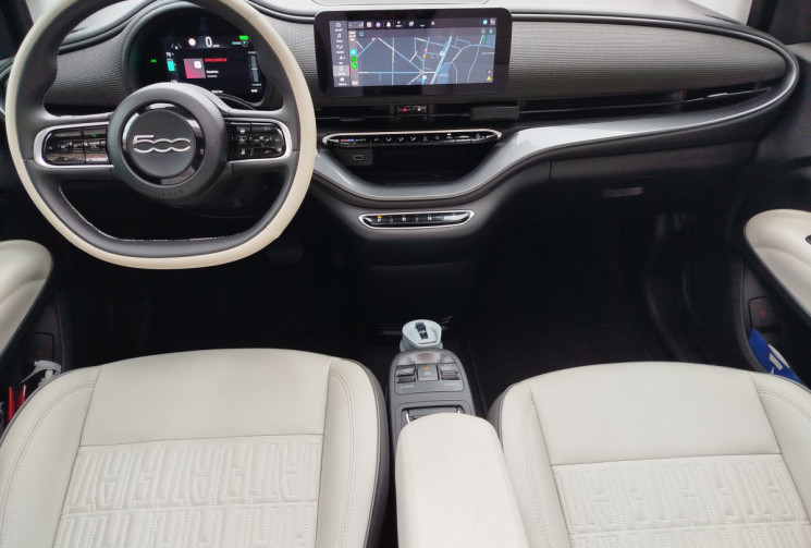 FIAT 500C Cabriolet La Prima e 118 ch / GARANTIE CONSTRUCTEUR 