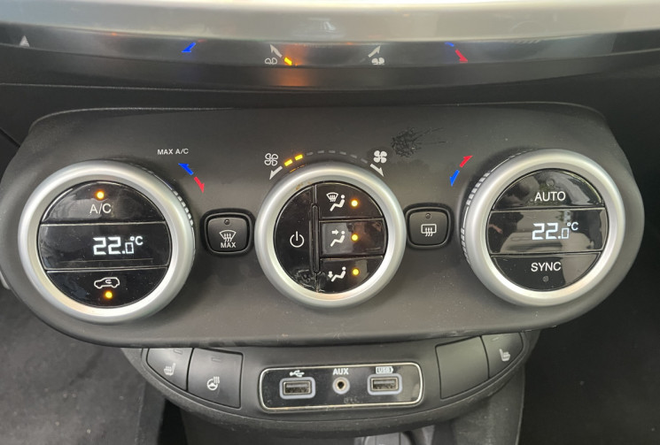 FIAT 500X 1.4 MULTIAIR 4X2  LOUNGE 140 TOIT OUVRANT 