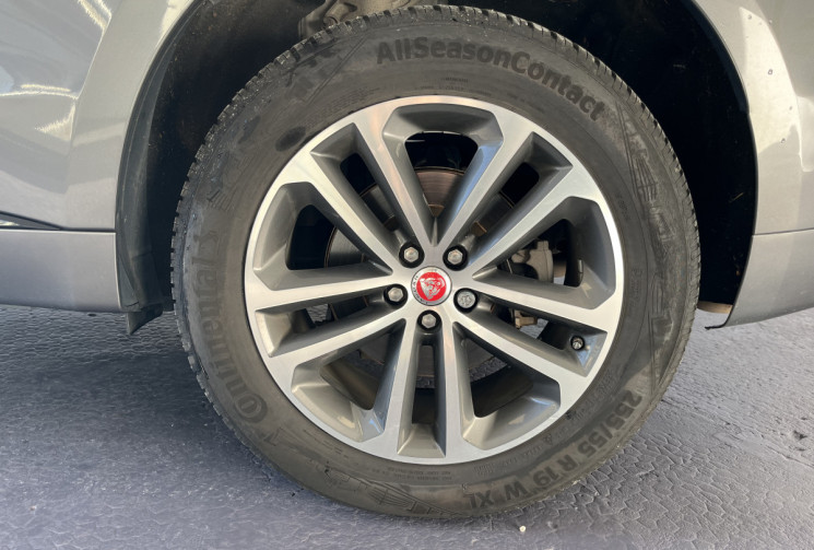 JAGUAR F-PACE 2.0 D R-SPORT 180 CH AWD BVA8 ENTRETIEN JAGUAR / TOIT OUVRANT / HAYON ELECTRIQUE