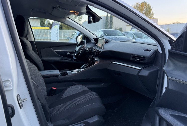PEUGEOT 3008 1.5 BlueHDi 130 EAT8 / 1ère main 