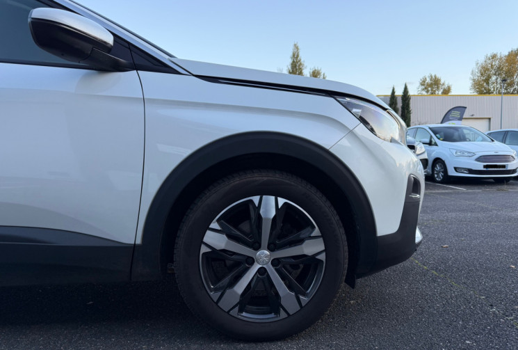 PEUGEOT 3008 1.5 BlueHDi 130 EAT8 / 1ère main 