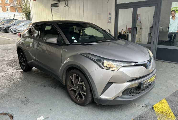 TOYOTA C-HR 122h 2WD COLLECTION 