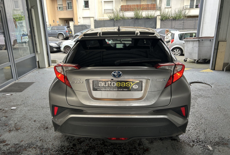 TOYOTA C-HR 122h 2WD COLLECTION 