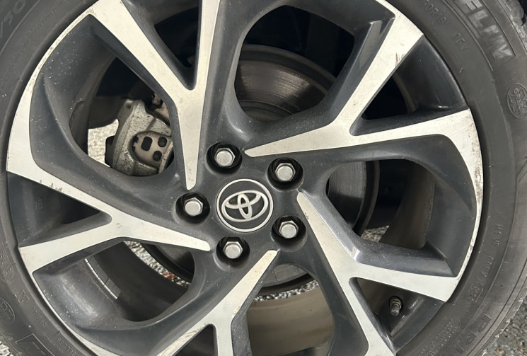 TOYOTA C-HR 122h 2WD COLLECTION 