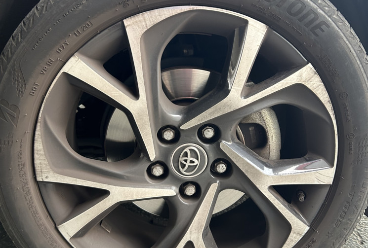 TOYOTA C-HR 122h 2WD COLLECTION 