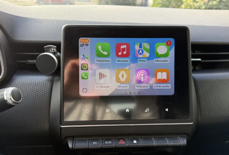 Renault CLIO V 1.6 E-Tech 140ch Business / BOITE NEUVE / CARPLAY
