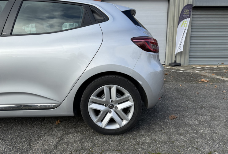 Renault CLIO V 1.6 E-Tech 140ch Business / BOITE NEUVE / CARPLAY