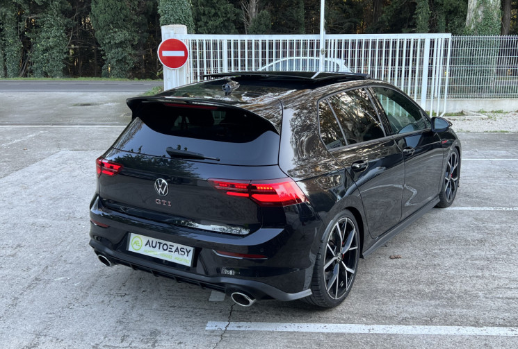 VOLKSWAGEN GOLF 2.0 TSI 300 GTI CLUBSPORT 8 DSG7 / Immat France / Toit Ouvrant / IQ Light / Caméra 