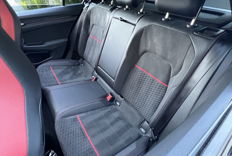 VOLKSWAGEN GOLF 2.0 TSI 300 GTI CLUBSPORT 8 DSG7 / Immat France / Toit Ouvrant / IQ Light / Caméra 