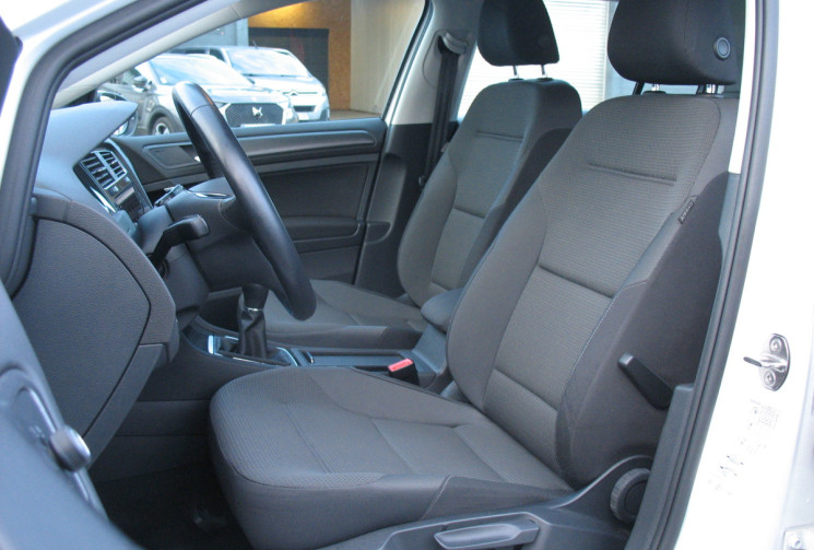 Volkswagen Golf VII 1.0 TSI 115 CONNECT 15.000 km Comme neuve