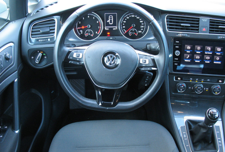 Volkswagen Golf VII 1.0 TSI 115 CONNECT 15.000 km Comme neuve