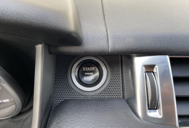 Land-Rover Range Rover Sport  3.0L TDV6 Sport II 258 CH BOITE AUTO