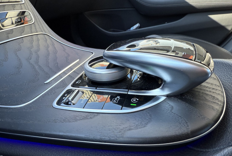Mercedes CLASSE E 220 d 2.0 194 AMG-LINE / CARPLAY / SIEGES CHAUFFANTS