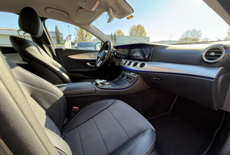 Mercedes CLASSE E 220 d 2.0 194 AMG-LINE / CARPLAY / SIEGES CHAUFFANTS
