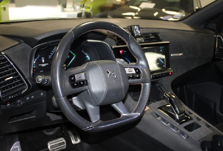 DS DS 7 CROSSBACK Hybride E-Tense 300 EAT8 4x4 Performance Line