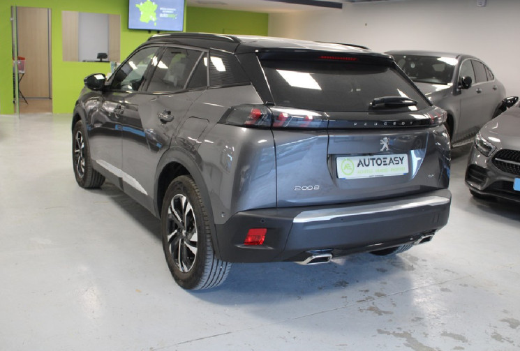 PEUGEOT 2008 1.2 130 cv FINITION GT   12 000 KM !!!!!!