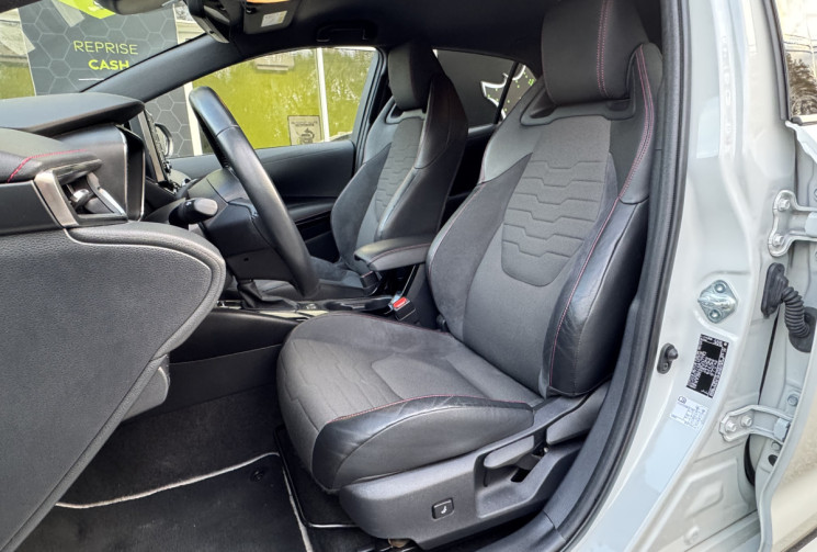 TOYOTA COROLLA 122h 1.8 VVT-i 122 ch Collection MY22 / Garantie Constructeur 