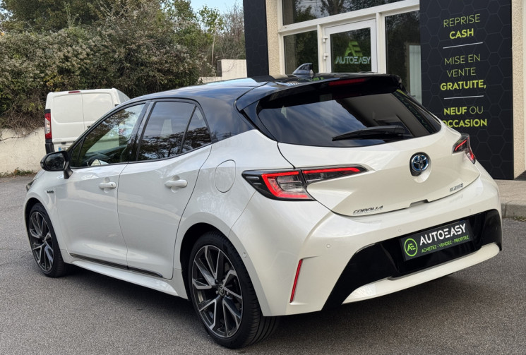 TOYOTA COROLLA 122h 1.8 VVT-i 122 ch Collection MY22 / Garantie Constructeur 
