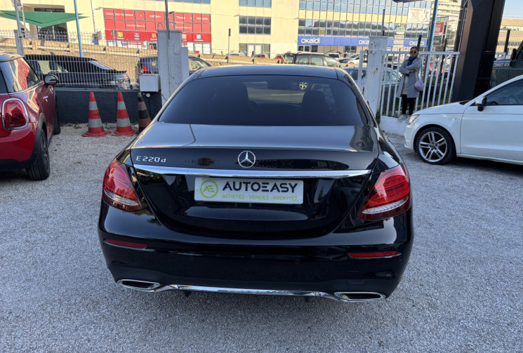 MERCEDES CLASSE E W213 Pack AMG 2.0 E 220 D * CAR PLAY * CAMERA DE RECUL * TOIT OUVRANT PANO