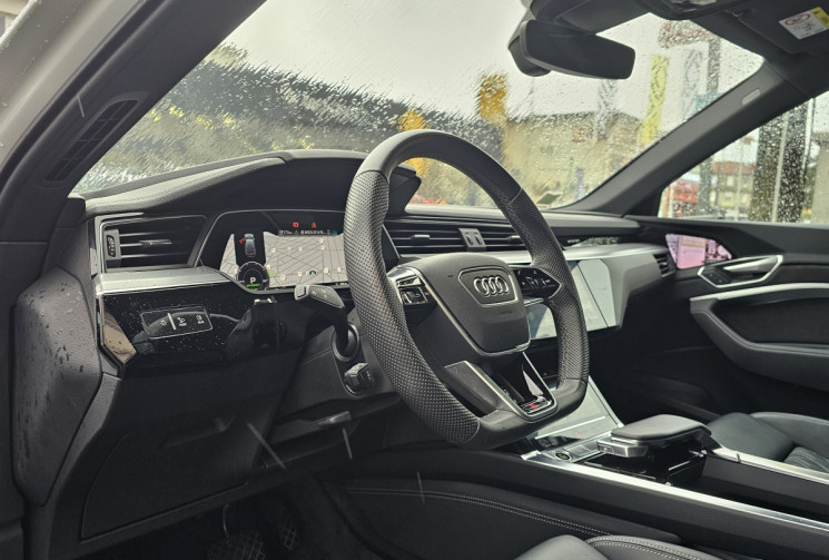 AUDI E-TRON 408 ch e-quattro S line LEASING POSSIBLE 