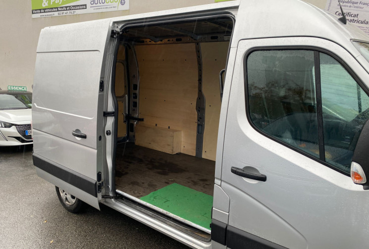 Nissan NV400 INTERSTAR L2H2 3.3 DCI 135 CV CONNECTA
