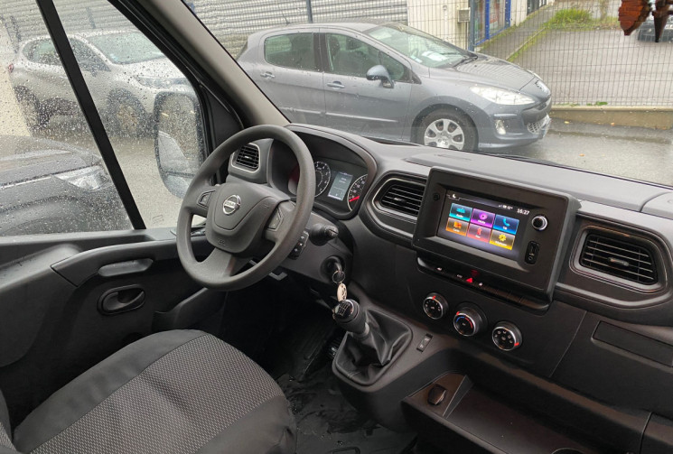 Nissan NV400 INTERSTAR L2H2 3.3 DCI 135 CV CONNECTA