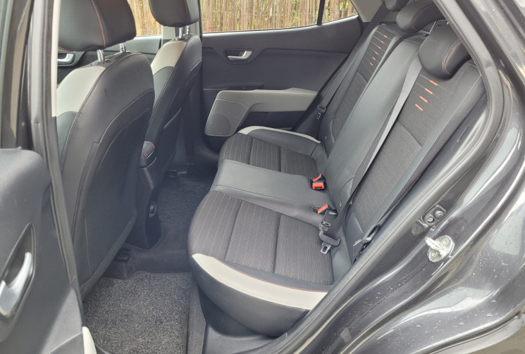 KIA STONIC 1.0 T-GDi 12V ISG 120 cv LAUNCH EDITION