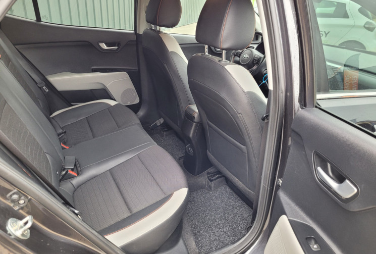 KIA STONIC 1.0 T-GDi 12V ISG 120 cv LAUNCH EDITION