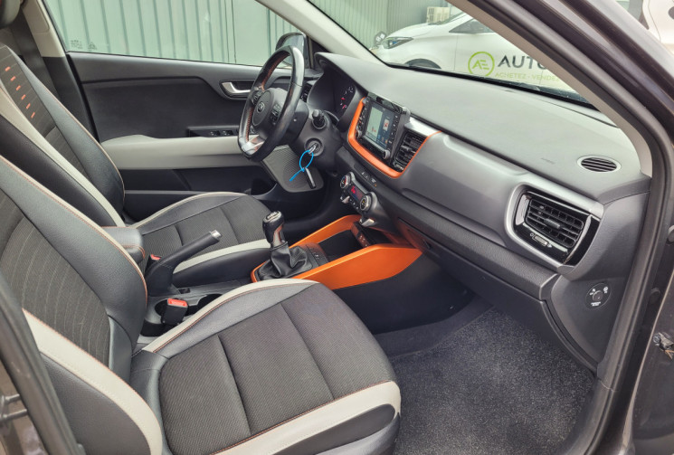 KIA STONIC 1.0 T-GDi 12V ISG 120 cv LAUNCH EDITION