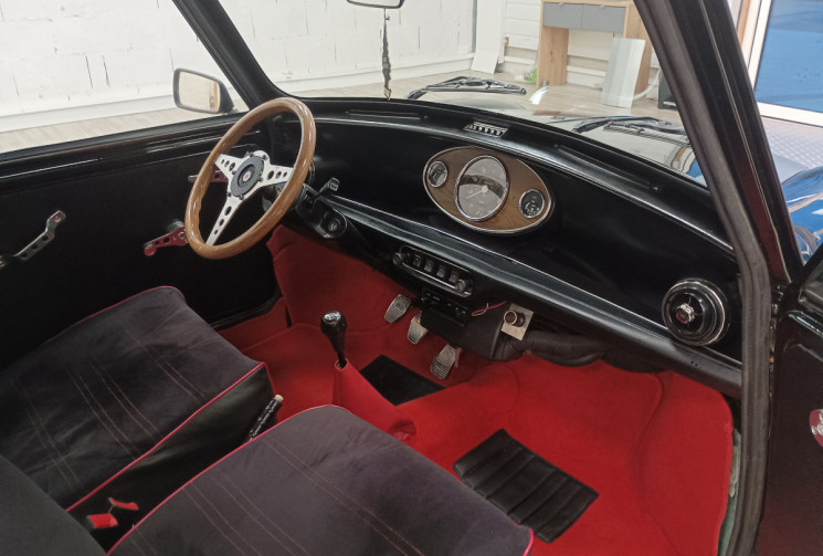 Mini MINI AUSTIN 850 Berline 33 ch