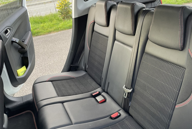 Peugeot 308 SW 1.2 PureTec 110 CV ALLURE TOIT PANORAMIQUE
