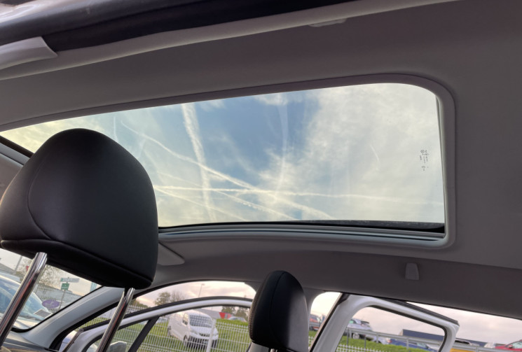 Peugeot 308 SW 1.2 PureTec 110 CV ALLURE TOIT PANORAMIQUE