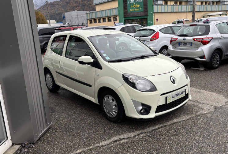 RENAULT TWINGO II 1.2 16V 75 Limited edition Walkman