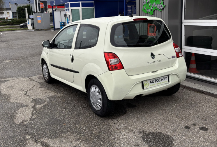 RENAULT TWINGO II 1.2 16V 75 Limited edition Walkman
