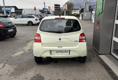 RENAULT TWINGO II 1.2 16V 75 Limited edition Walkman