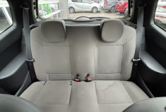 RENAULT TWINGO II 1.2 16V 75 Limited edition Walkman