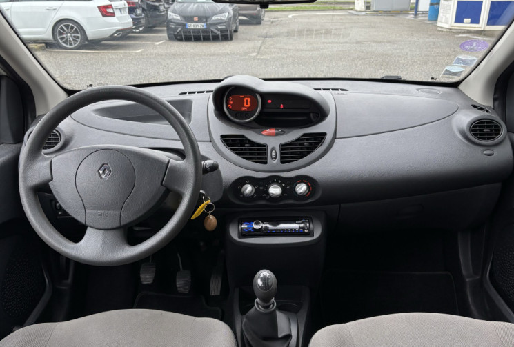 RENAULT TWINGO II 1.2 16V 75 Limited edition Walkman