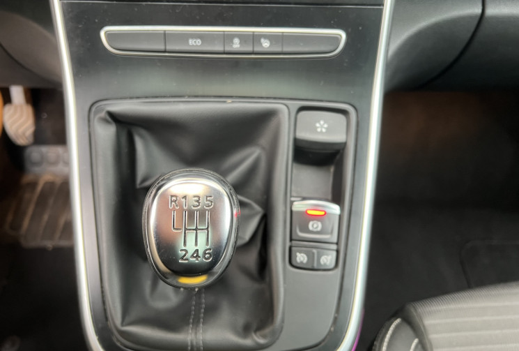 RENAULT GRAND SCENIC INTENS IV 1.2 Tce 131 CV
