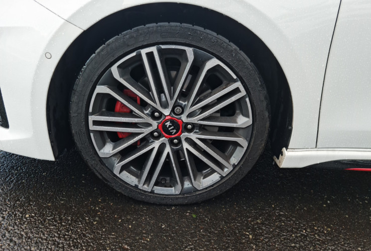 Kia Ceed  GT 204 CH