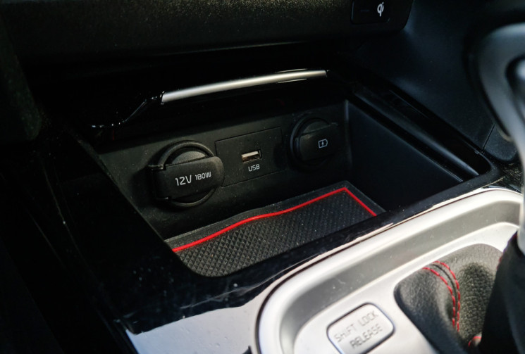 Kia Ceed  GT 204 CH
