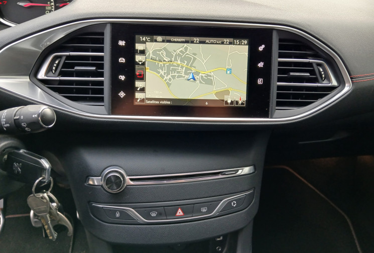 Peugeot 308 II 1.2 e-THP 12V 130 GT LINE 