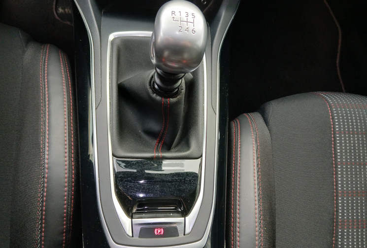 Peugeot 308 II 1.2 e-THP 12V 130 GT LINE 