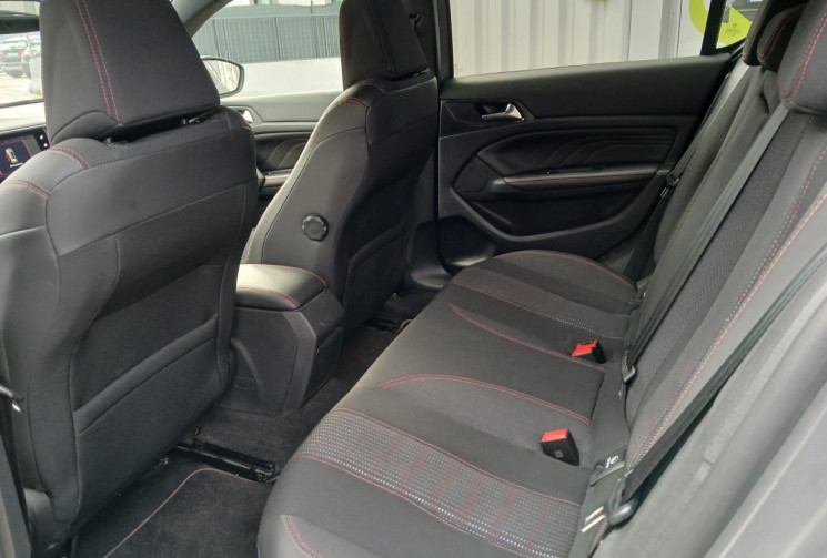 Peugeot 308 II 1.2 e-THP 12V 130 GT LINE 