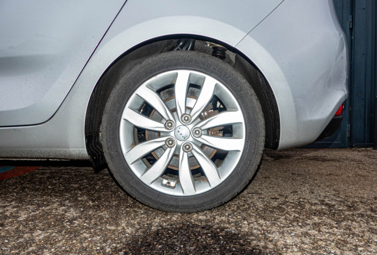 Kia CARENS IV 1.7 CRDi 16V S&S 115 cv