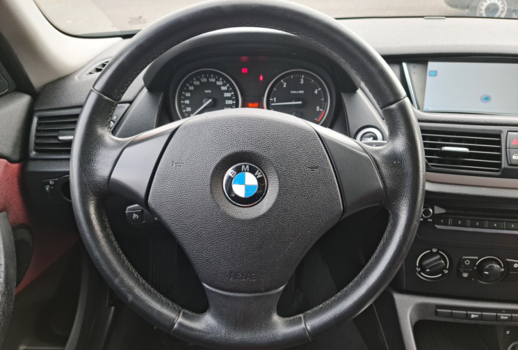 BMW X1 20d sdrive 2.0 163 CH ATTELAGE