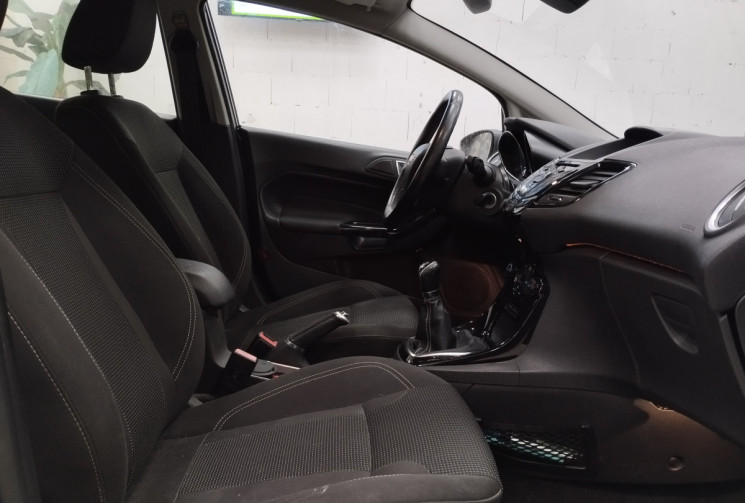 Ford Fiesta 1.5 TDCi 95ch Titanium 5p 