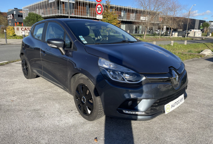 Renault Clio BUSINESS Phase 2 0.9 TCe 90 cv * CARPLAY* ENTRETIEN A JOUR *             Renault Clio BUSINESS Phase 2 0.9 TCe 90 cv * CARPLAY* ENTRETIEN A JOUR *